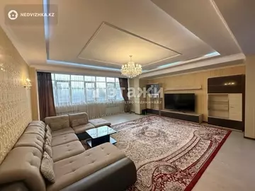 2-комнатная квартира, этаж 8 из 10, 110 м²