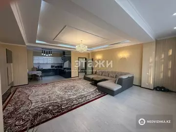 2-комнатная квартира, этаж 8 из 10, 110 м²