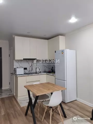 1-комнатная квартира, этаж 3 из 4, 32 м², на длительный срок
