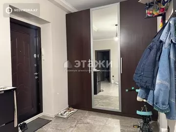 3-комнатная квартира, этаж 7 из 25, 100 м², на длительный срок