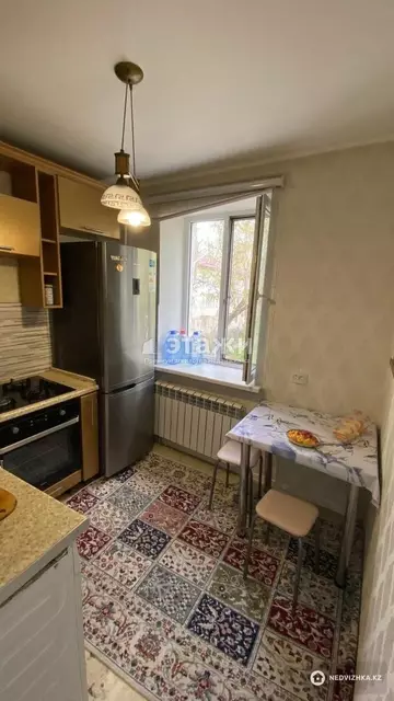 2-комнатная квартира, этаж 2 из 4, 41 м², на длительный срок