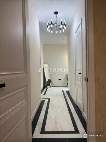 2-комнатная квартира, этаж 17 из 17, 66 м², на длительный срок