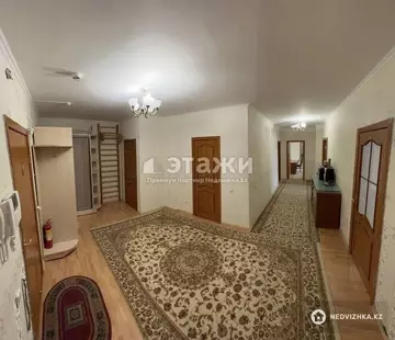 3-комнатная квартира, этаж 7 из 16, 117 м²