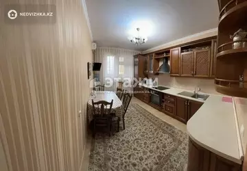 3-комнатная квартира, этаж 7 из 16, 117 м²