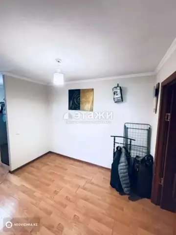3-комнатная квартира, этаж 11 из 11, 62 м²