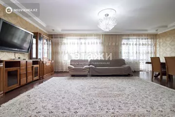 3-комнатная квартира, этаж 6 из 13, 154 м²
