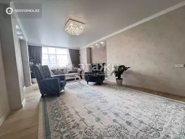 3-комнатная квартира, этаж 8 из 9, 101 м²