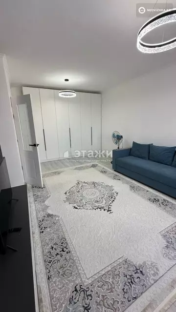1-комнатная квартира, этаж 7 из 10, 42 м²