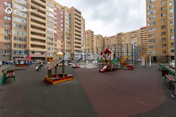 3-комнатная квартира, этаж 3 из 13, 102 м²