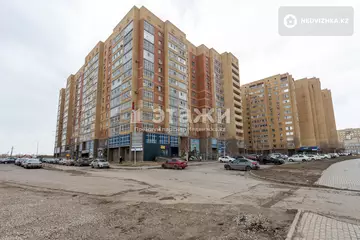 3-комнатная квартира, этаж 3 из 13, 102 м²