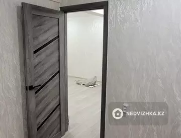 1-комнатная квартира, этаж 3 из 5, 30 м²