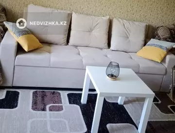 2-комнатная квартира, этаж 2 из 5, 45 м², посуточно
