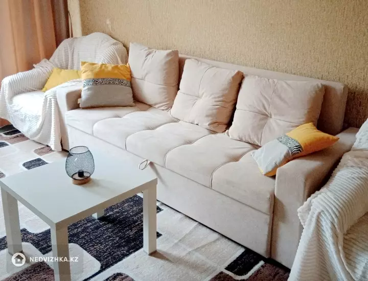45 м², 2-комнатная квартира, этаж 2 из 5, 45 м², посуточно, изображение - 1