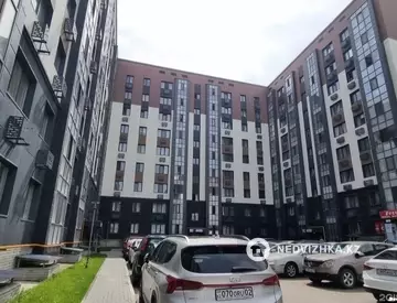 1-комнатная квартира, этаж 8 из 9, 40 м²