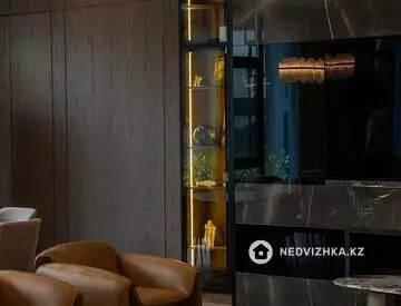 5-комнатная квартира, этаж 1 из 3, 650 м²