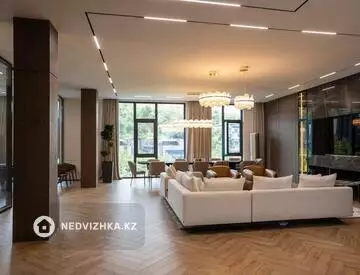 6-комнатная квартира, этаж 1 из 3, 650 м²