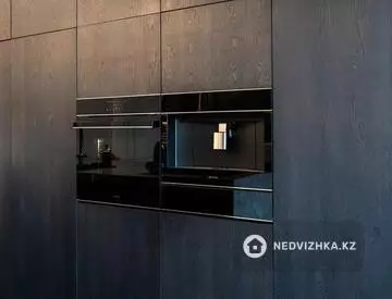 6-комнатная квартира, этаж 1 из 3, 650 м²