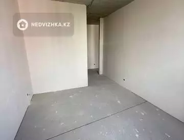 2-комнатная квартира, этаж 10 из 12, 63 м²