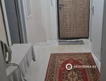 1-комнатная квартира, этаж 3 из 5, 42 м², на длительный срок