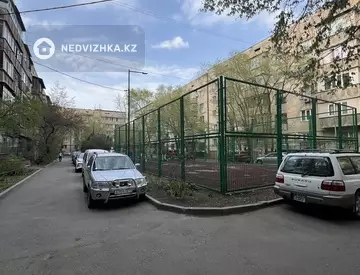 3-комнатная квартира, этаж 1 из 5, 72 м²