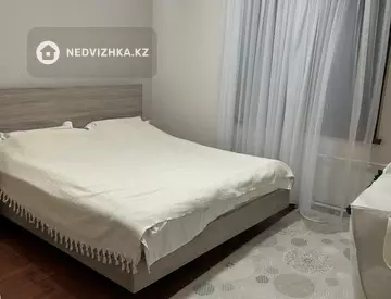 4-комнатная квартира, этаж 4 из 5, 123 м²