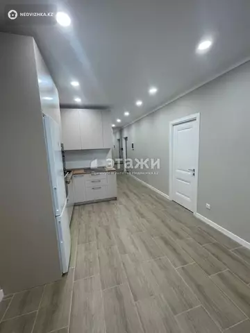 2-комнатная квартира, этаж 2 из 12, 44 м²