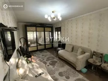 1-комнатная квартира, этаж 2 из 4, 30 м²