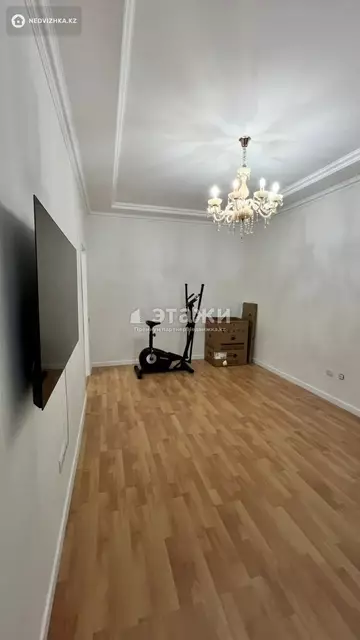 3-комнатная квартира, этаж 5 из 24, 80 м²