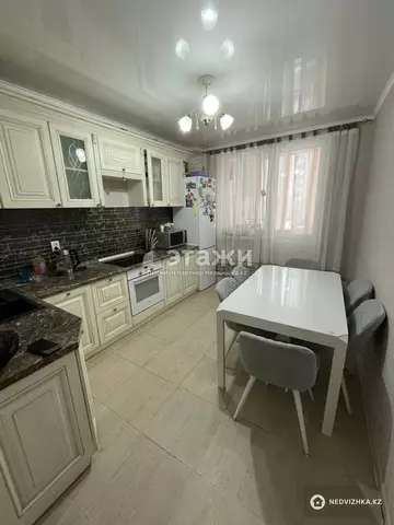3-комнатная квартира, этаж 2 из 9, 85 м²