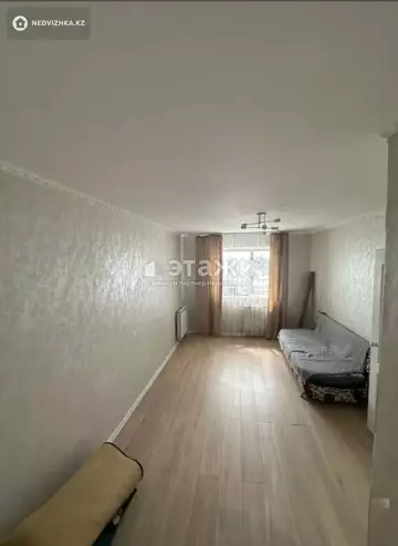 1-комнатная квартира, этаж 14 из 18, 35 м²