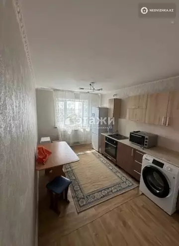 1-комнатная квартира, этаж 14 из 18, 35 м²