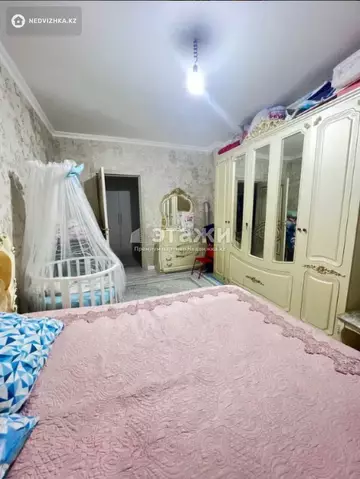 2-комнатная квартира, этаж 8 из 12, 62 м²