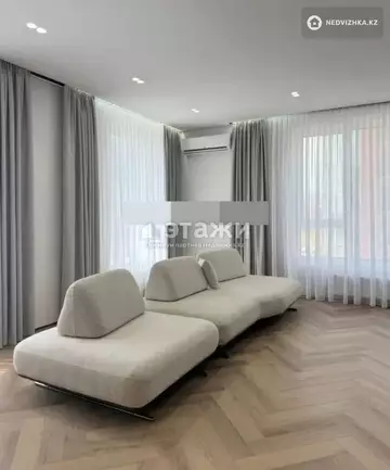 3-комнатная квартира, этаж 4 из 17, 110 м²