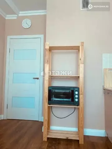 1-комнатная квартира, этаж 3 из 9, 38 м²