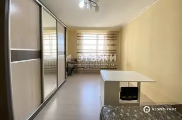 4-комнатная квартира, этаж 7 из 18, 113 м²