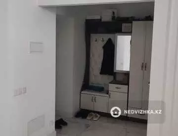 2-комнатная квартира, этаж 7 из 10, 50 м², на длительный срок