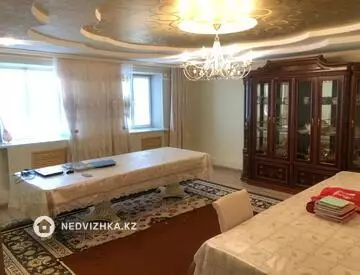 7-комнатный дом, 10 соток, 280 м²