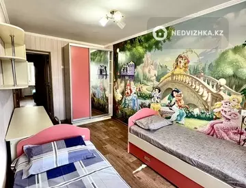 3-комнатная квартира, этаж 7 из 9, 70 м², посуточно