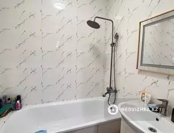 3-комнатная квартира, этаж 1 из 9, 83 м²