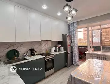 3-комнатная квартира, этаж 1 из 9, 83 м²