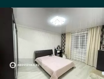 2-комнатная квартира, этаж 8 из 9, 71 м²