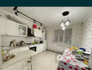 2-комнатная квартира, этаж 8 из 9, 71 м²
