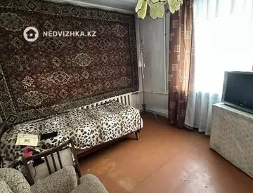 3-комнатная квартира, этаж 4 из 5, 58 м²