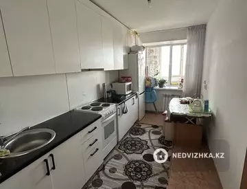 3-комнатная квартира, этаж 8 из 10, 65 м²