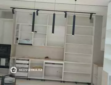 5-комнатная квартира, этаж 2 из 5, 153 м²