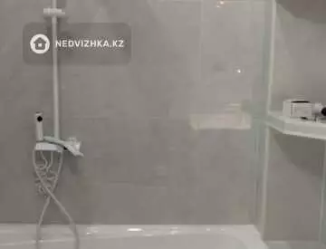 5-комнатная квартира, этаж 2 из 5, 153 м²