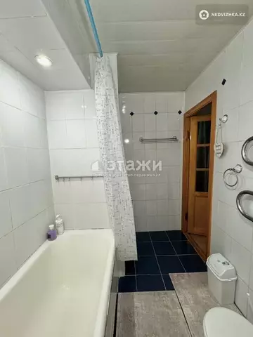 2-комнатная квартира, этаж 3 из 5, 42 м²