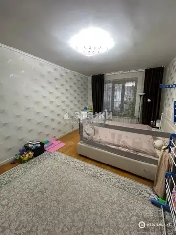 3-комнатная квартира, этаж 2 из 4, 74 м²