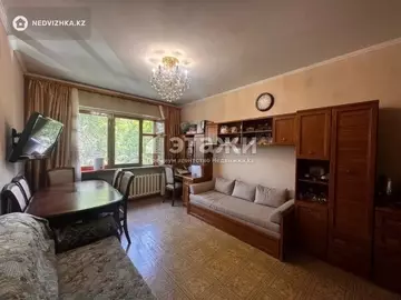 1-комнатная квартира, этаж 4 из 5, 39 м²