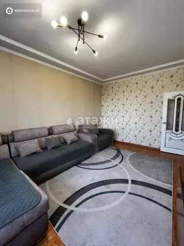 3-комнатная квартира, этаж 7 из 9, 80 м²